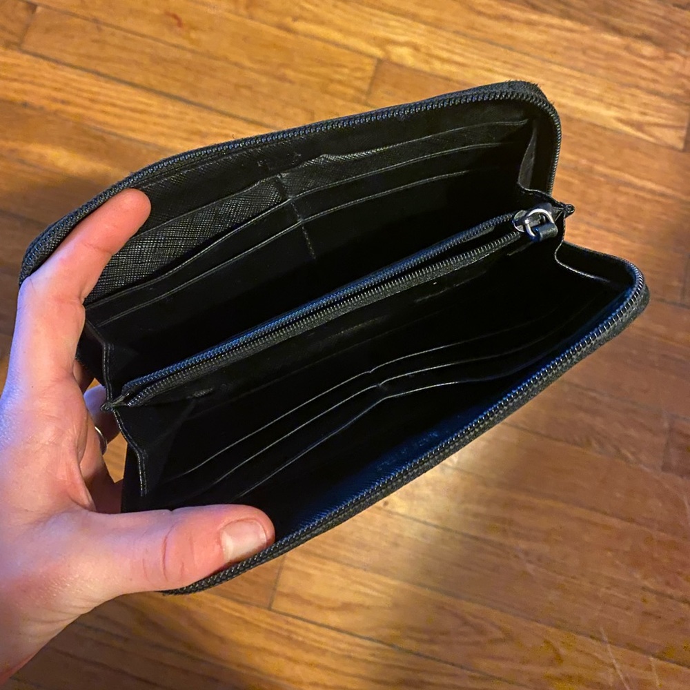 Prada Wallet - image 5